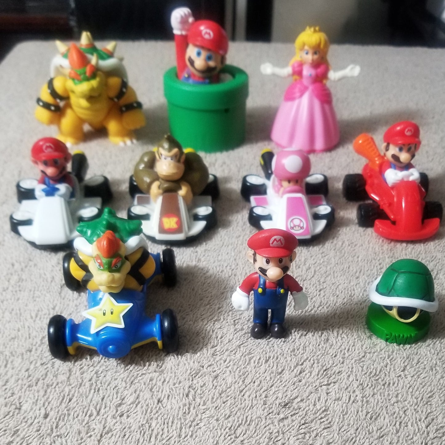 Super Mario Bros Figures Lot of 10