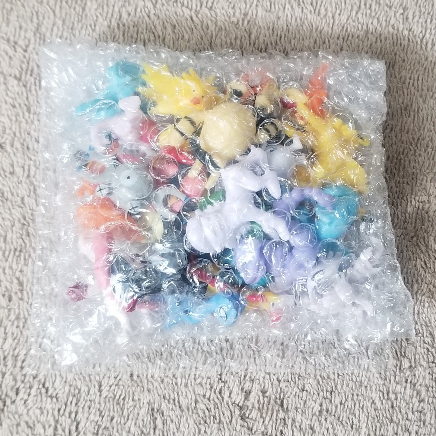 Pokemon Mini Figure Lot of 25