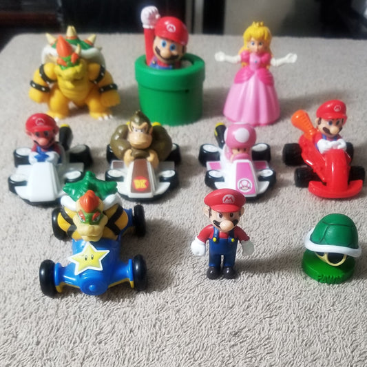 Super Mario Bros Figures Lot of 10